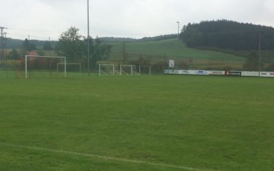 Auswärtsspiele in Puttenhausen: Licht und Schatten bei den Fußballern